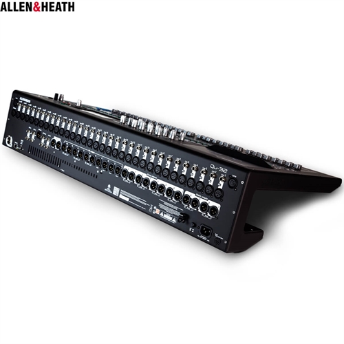Mixer Allen & Heath QU-32 4